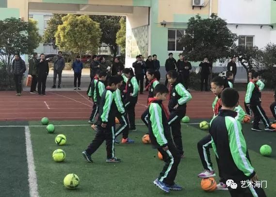 足球进球总决赛规则解读_进球解读决赛足球规则视频_足球比赛进球规则