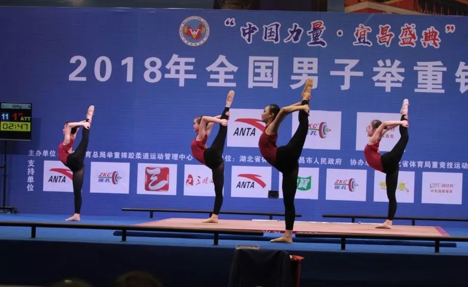 2018年全国男子举重锦标赛：石志勇刷新