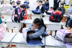 技能生活更美好演讲稿_2与生活技能_技能生活与科技作文800字