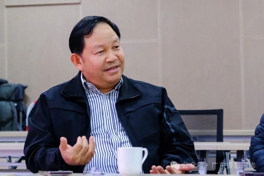 技能改变生活海报_技能改变生活视频讲解_视频讲解改变技能生活的方法