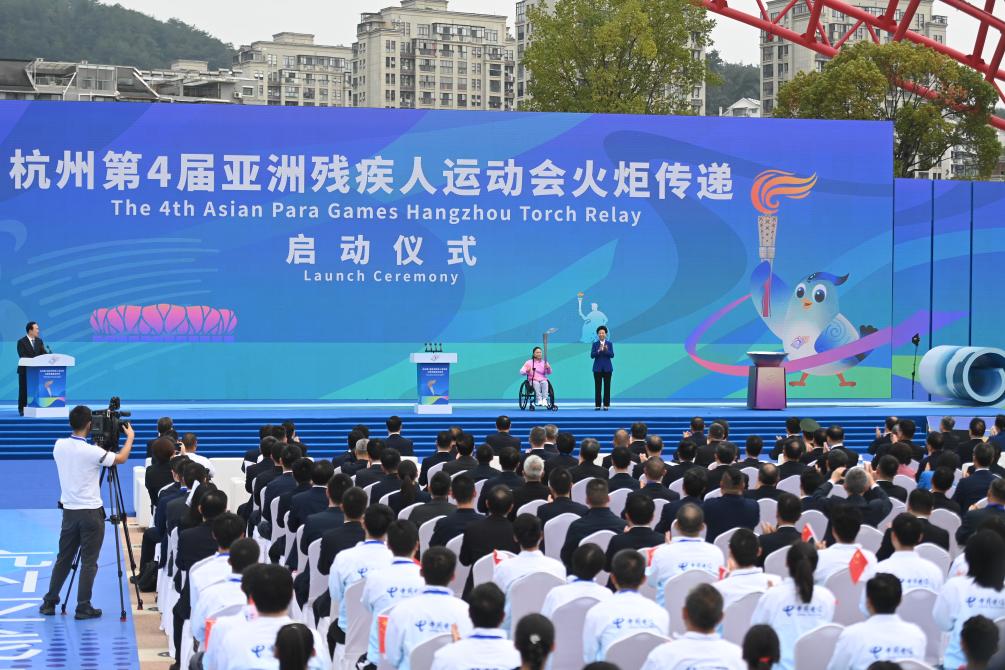 三江举重世界冠军_三江举重冠军哪里人_三届举重冠军