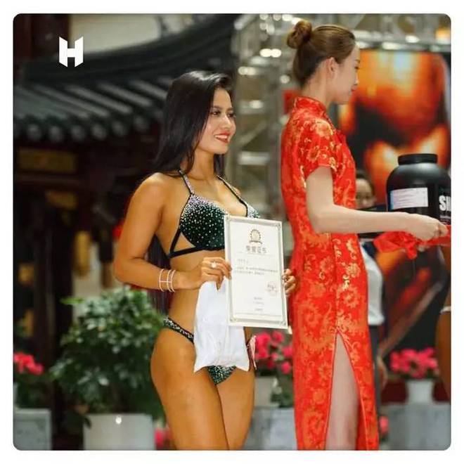 健身比基尼小姐_小姐比基尼健身视频_小姐比基尼健身图片