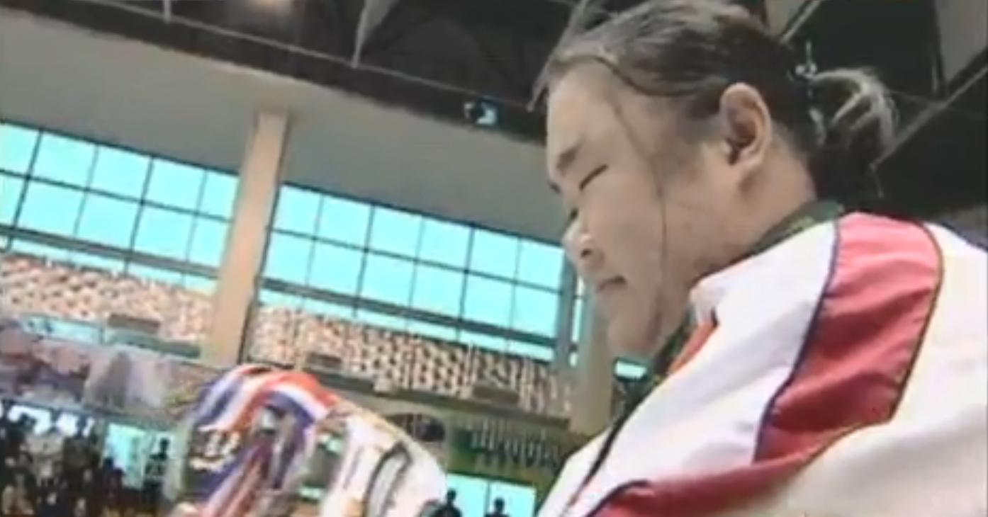 韩国举重美女_韩国举重男子_最胖的举重男冠军韩国女