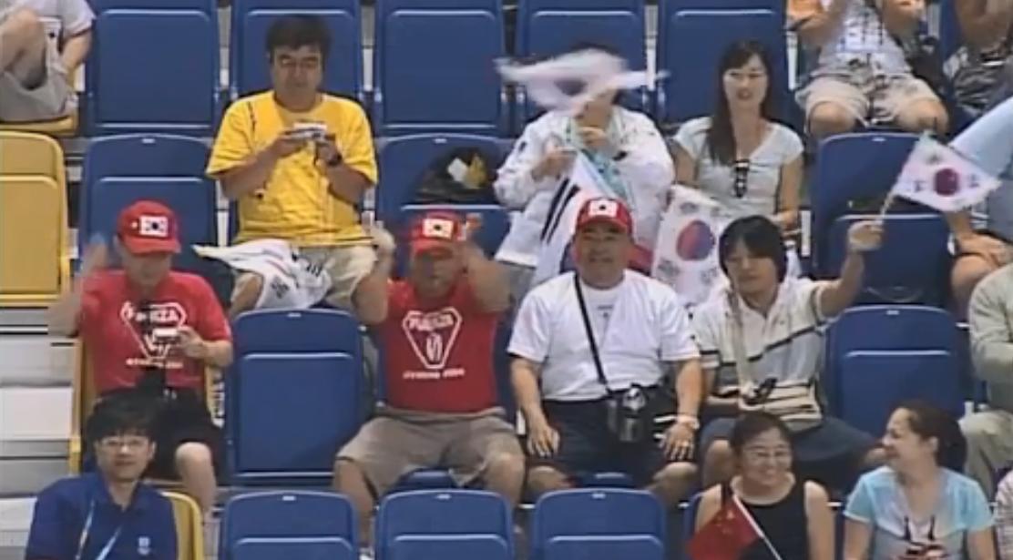 最胖的举重男冠军韩国女_韩国举重美女_韩国举重男子