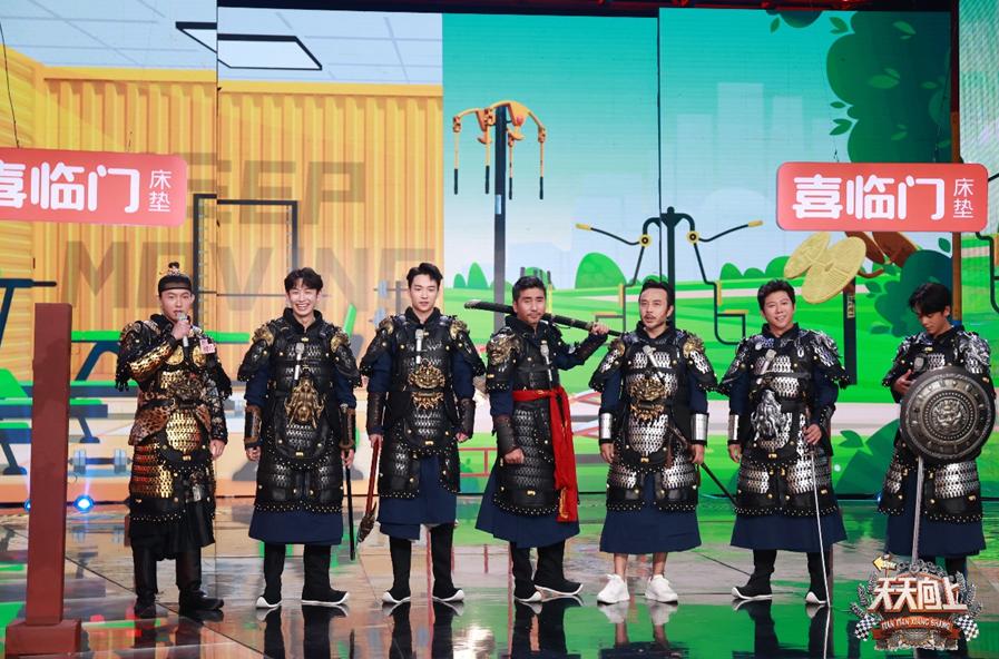体操小_小学生体操领操员_小学生体操运动员