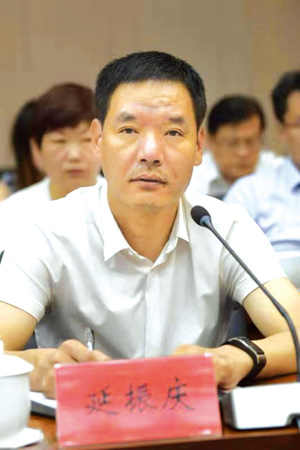 日常家庭生活_日常家庭场景图片_貌貌的家庭日常
