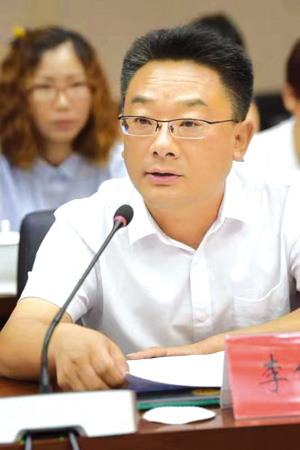 貌貌的家庭日常_日常家庭场景图片_日常家庭生活