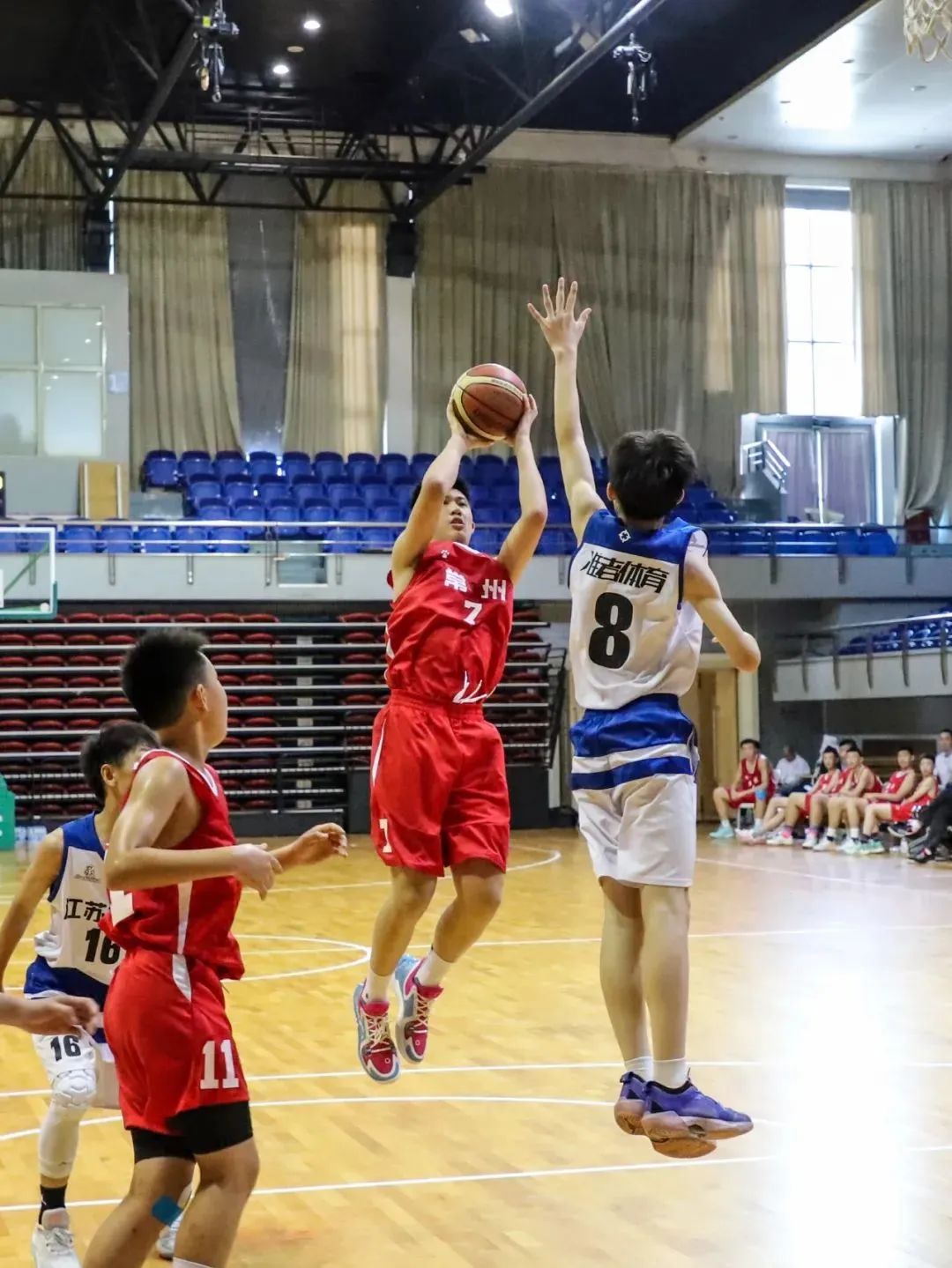 连云港小学比赛篮球冠军_连云港少儿篮球_连云港高级中学篮球队